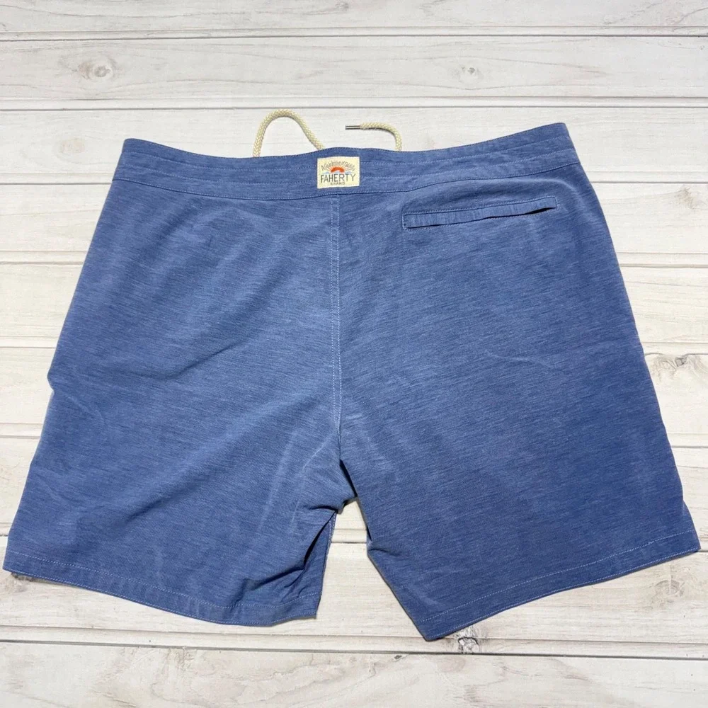 Faherty Board Shorts Mens 38 Blue Red White Striped 7